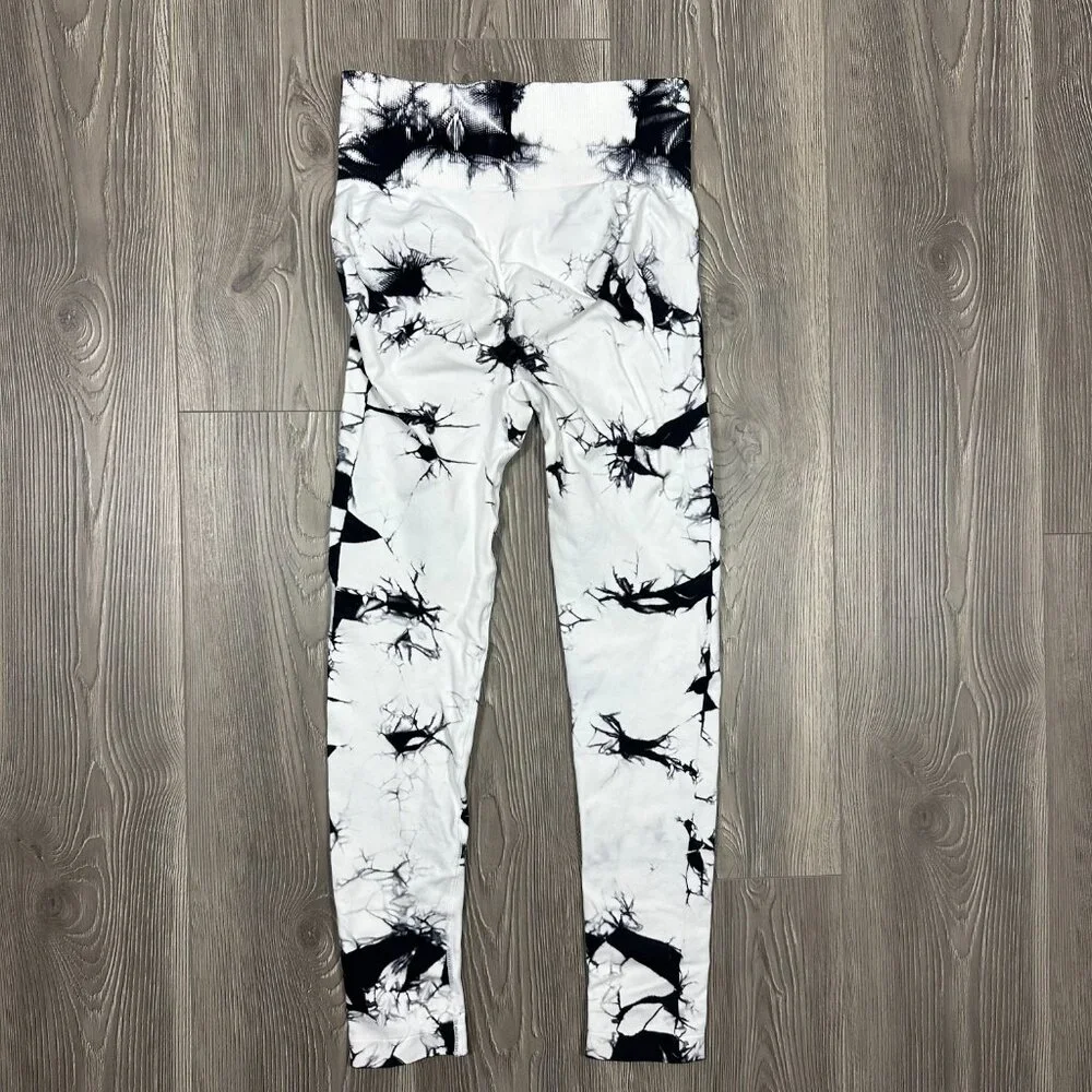 On Chic‎ Black & White Tie Dye Stretch Leggings Women’s Size S/M